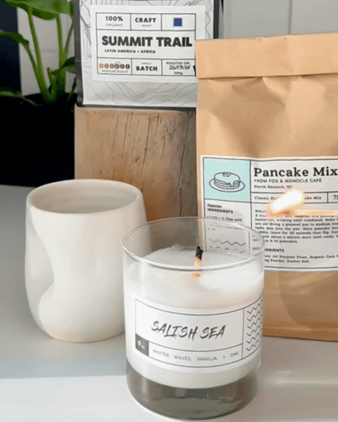 Canadian Comforts Gift Box